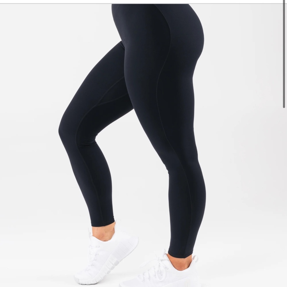 Alphalete Everyday Core Legging